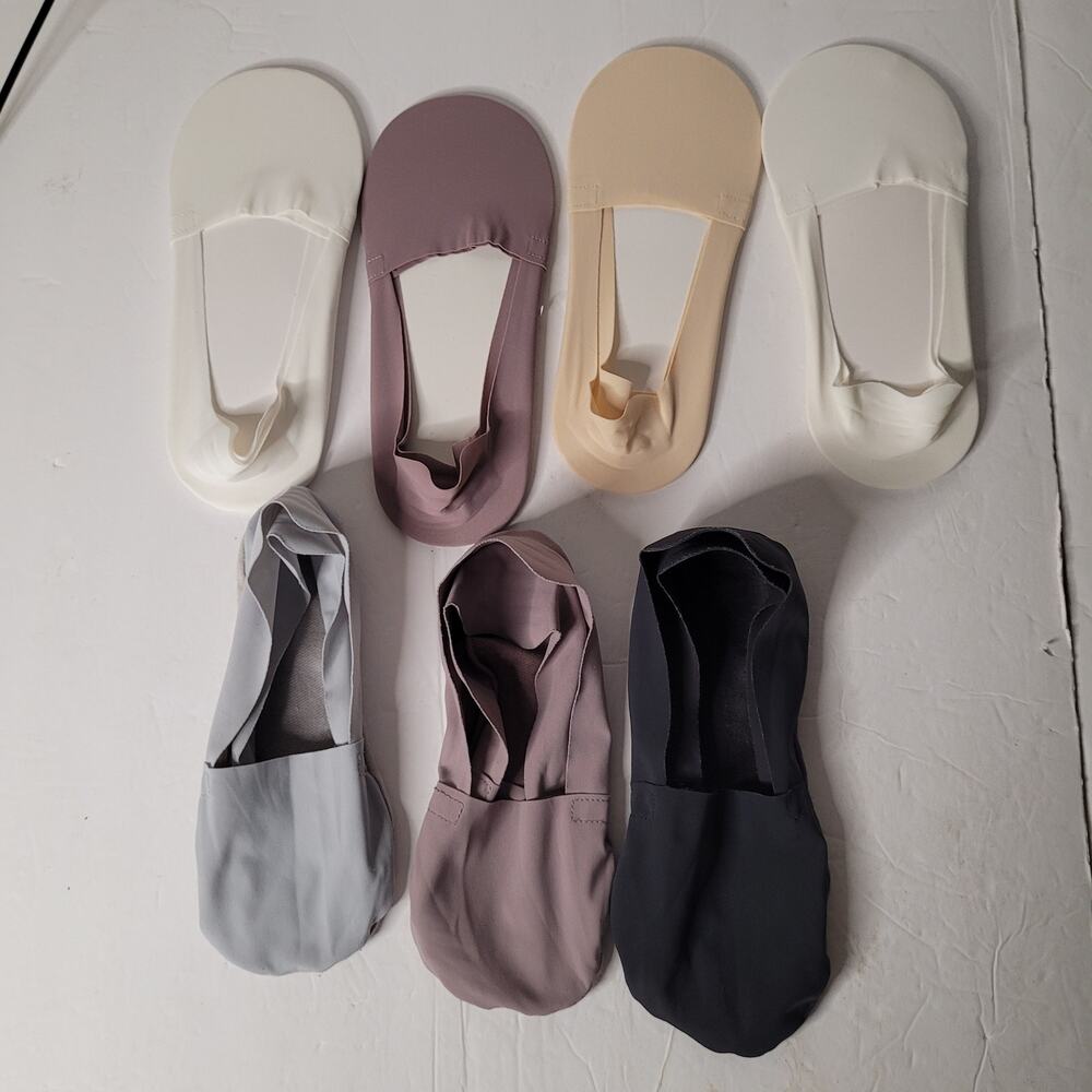 7 Pairs No-Show Socks with Non-Slip Grips - Comfort & Style